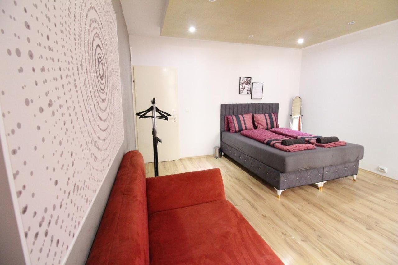 Private Triple Bedroom Rf1 Wien Eksteriør bilde