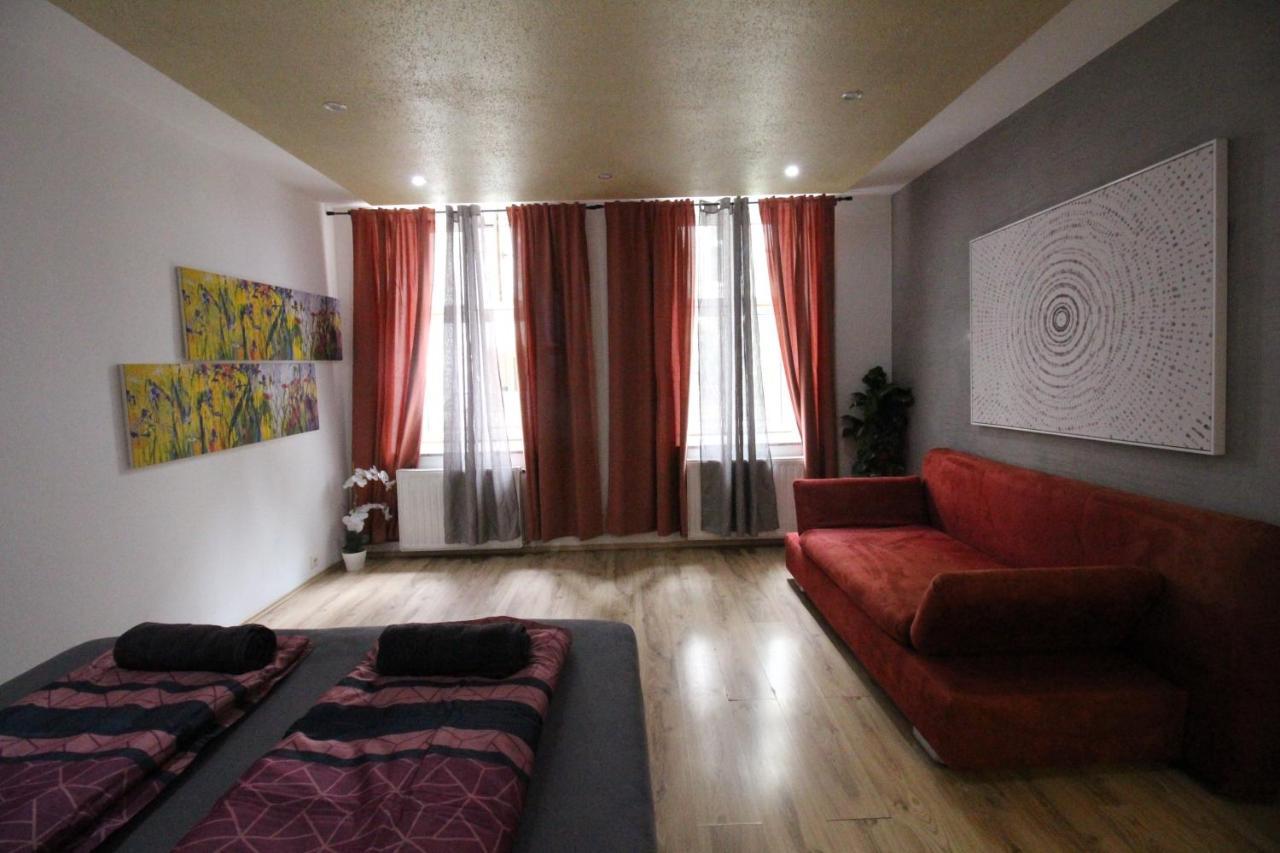 Private Triple Bedroom Rf1 Wien Eksteriør bilde